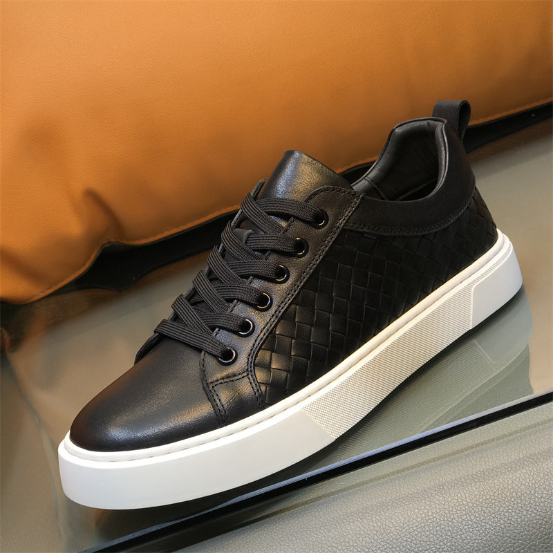 Men's Woven Panel Sneakers: Contrast Sole & Modern Textured Design