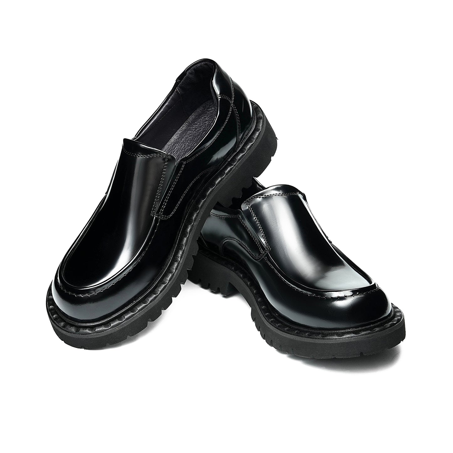 Men's Loafers: Sculpted Toe Design & Architectural Sole Definition