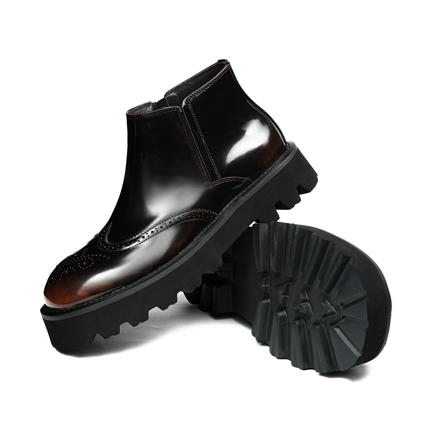 Artisan-Carved Men's Chelsea Boots: Elastic Ankle & Durable Sole Design