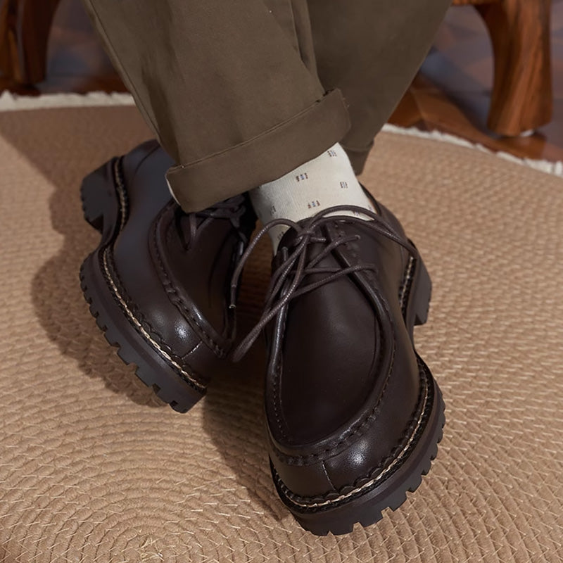 Men's Moccasin Shoes: Rounded Toe with Decorative Stitching and Lacing