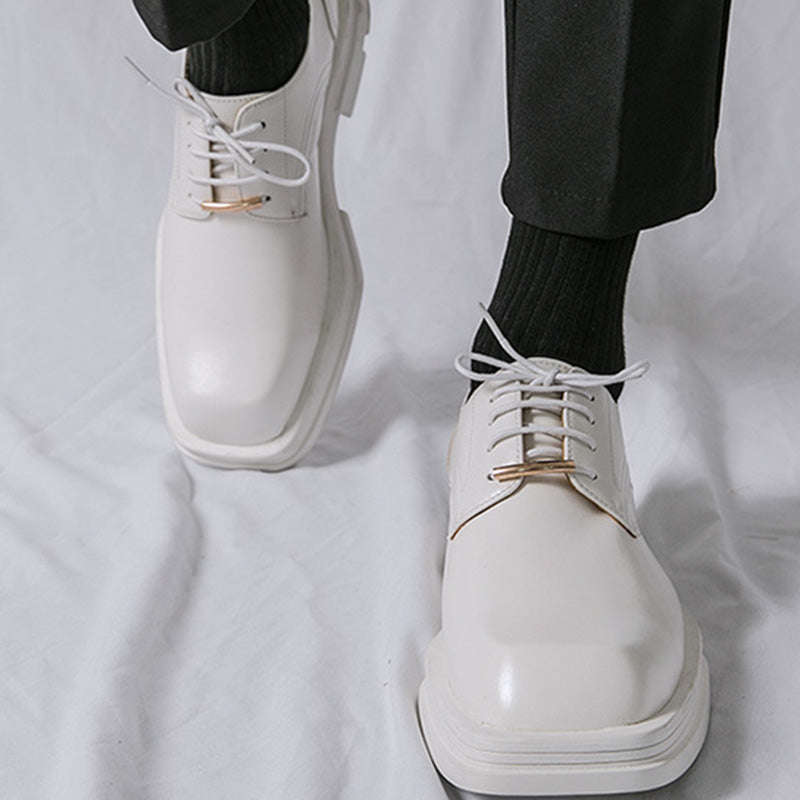 Contemporary Square-Toe Men's Derbys Shoes: Refined Metal Detailing & Modern Silhouette