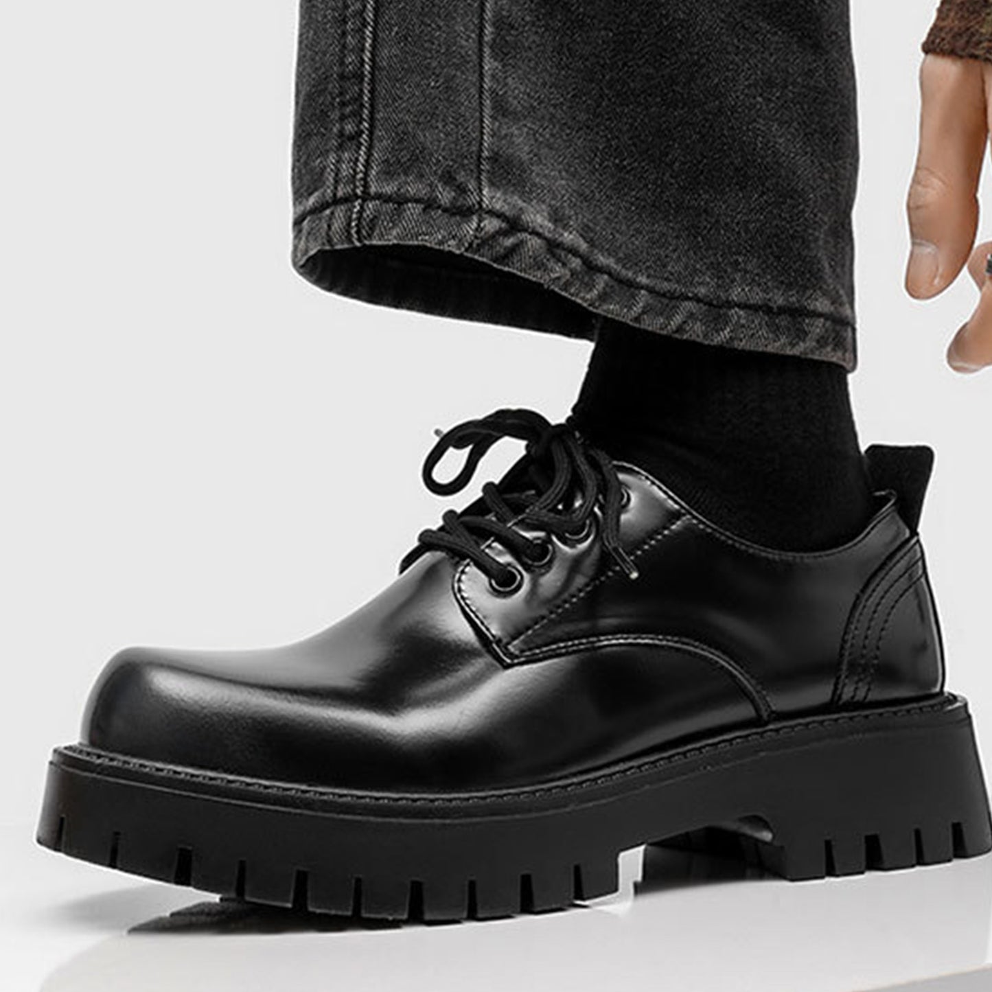 Men's Derby Shoes with Bold Tread Sole & Stitch Detailing