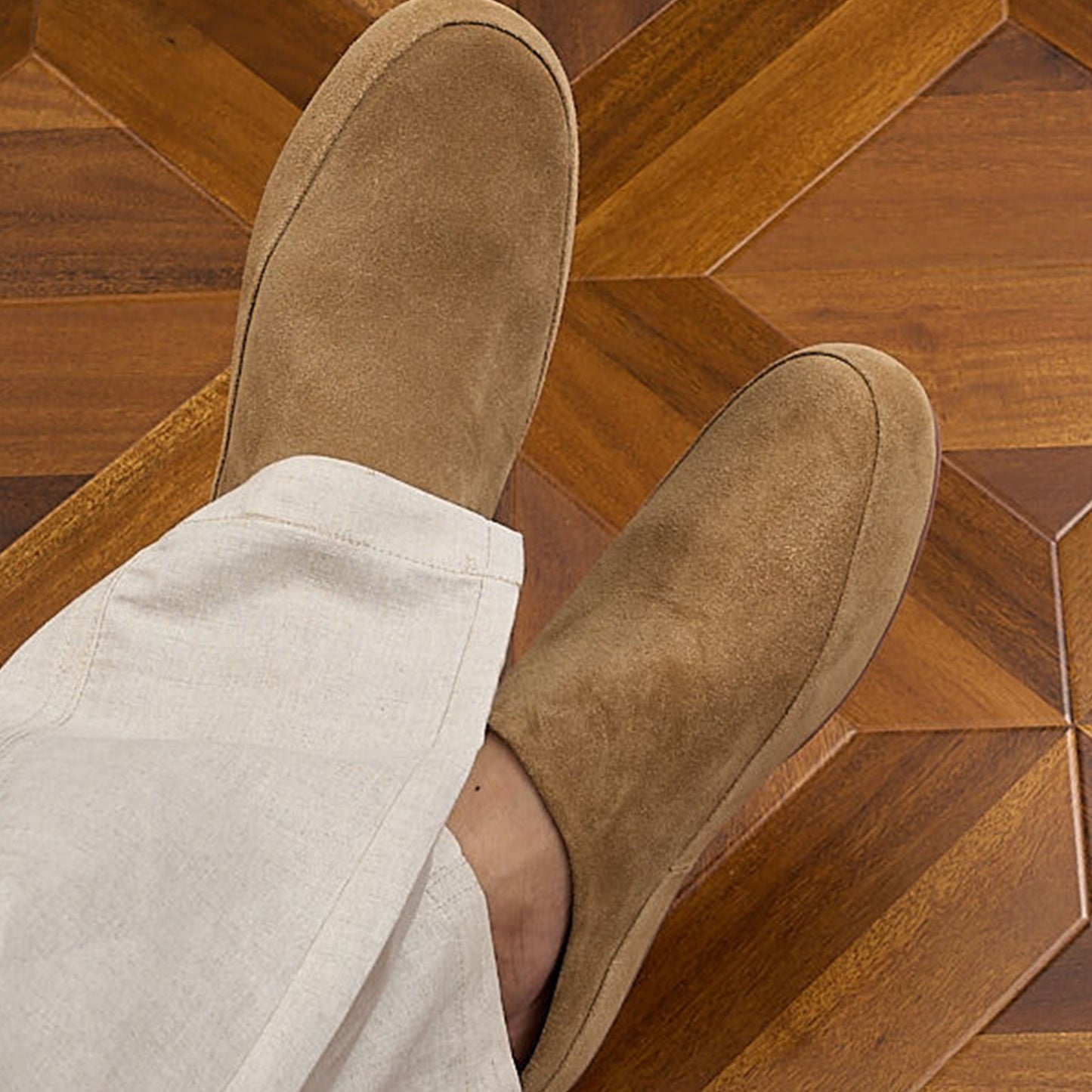 Men's Backless Slip-On Mules: Sleek & Modern Design