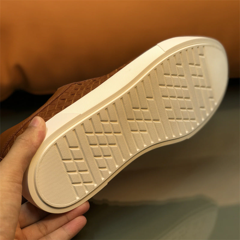Men's Woven Panel Sneakers: Contrast Sole & Modern Textured Design