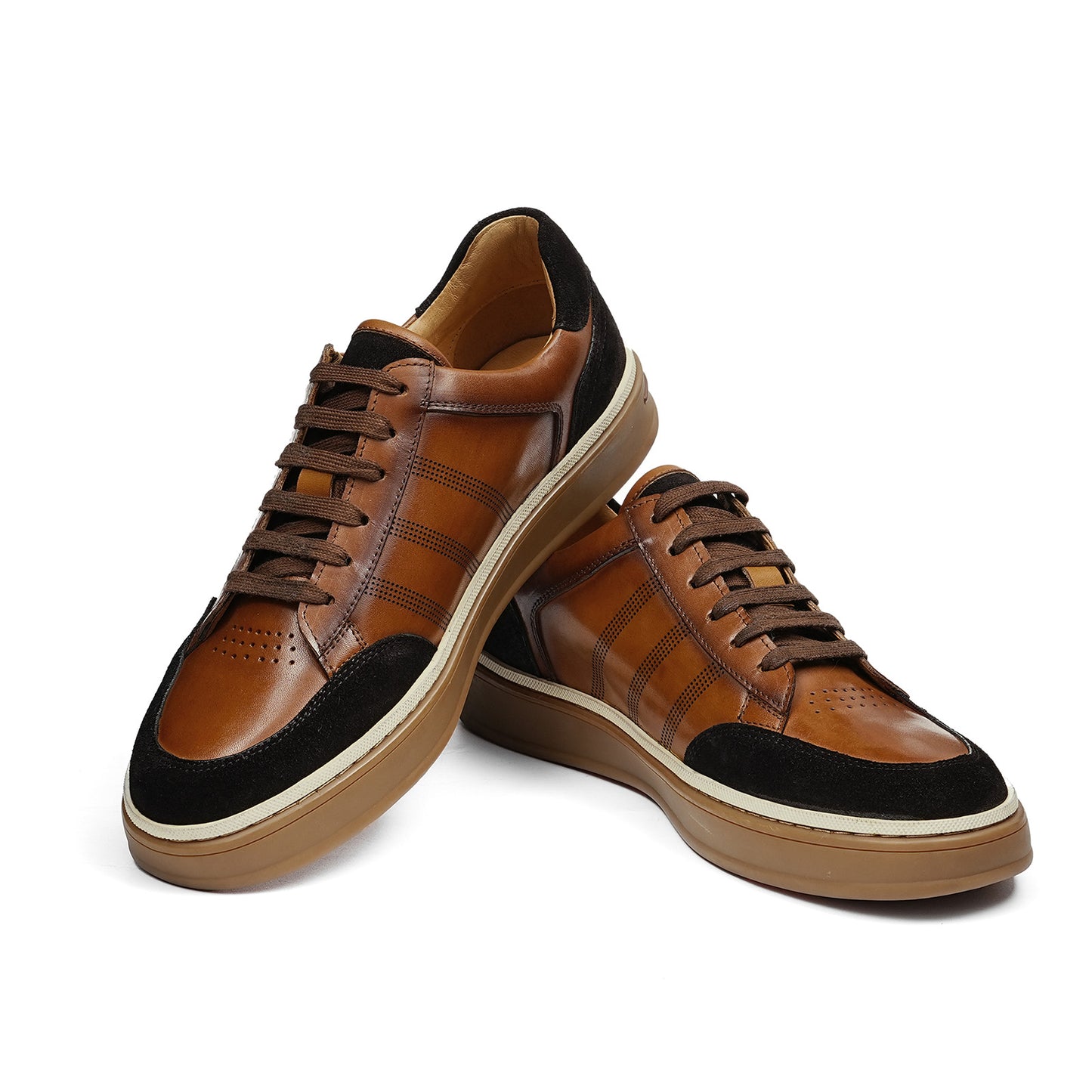 Men's Sneakers | Perforated Stripes & Contrast Heel