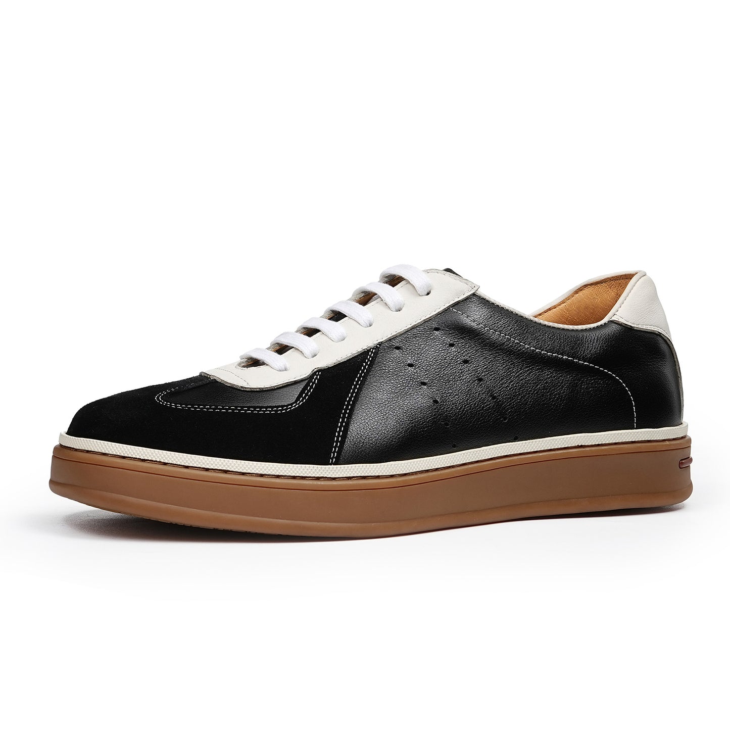 Men's Sneakers | Wingtip Details & Contrast Panel