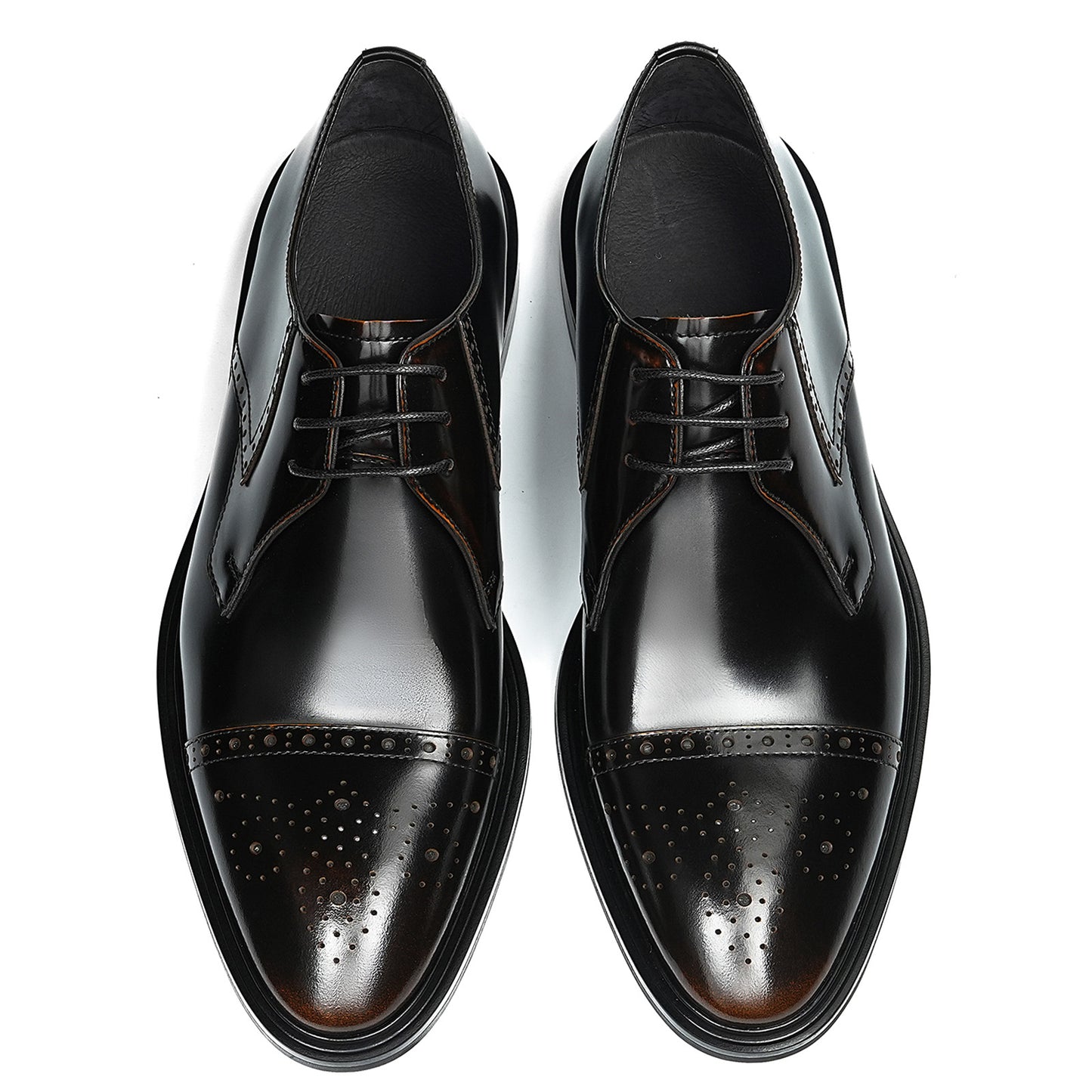 Men's Classic Brogue Derby Shoes with Ornamental Perforations