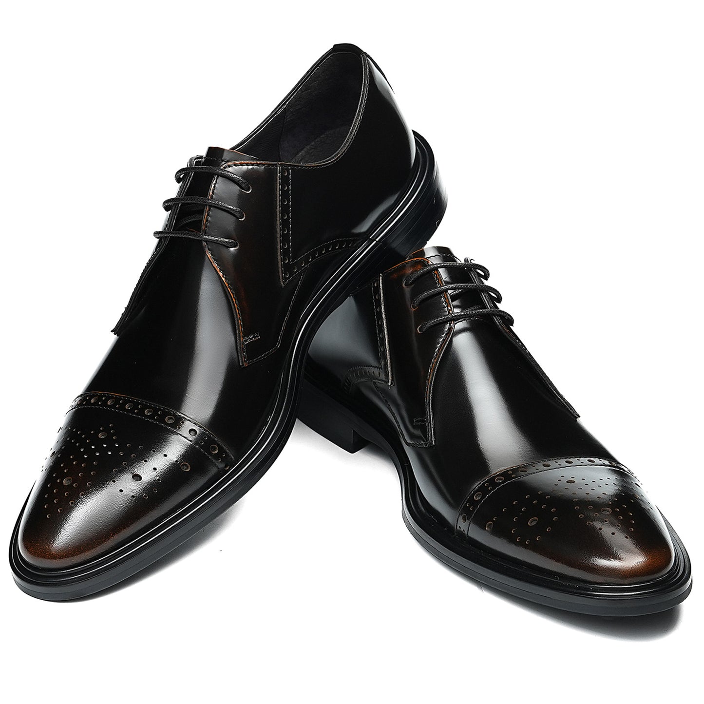 Men's Classic Brogue Derby Shoes with Ornamental Perforations