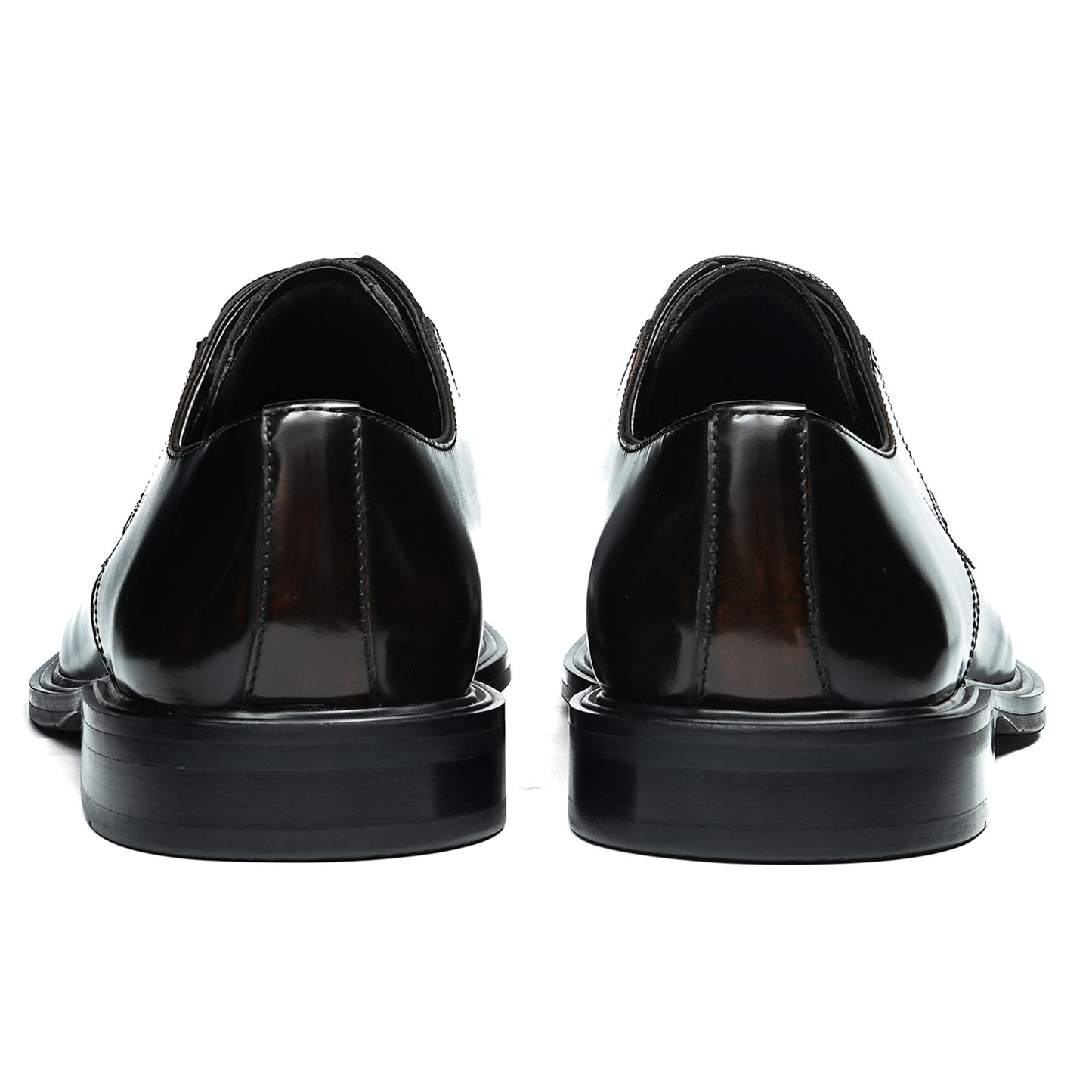 Men's Classic Brogue Derby Shoes with Ornamental Perforations