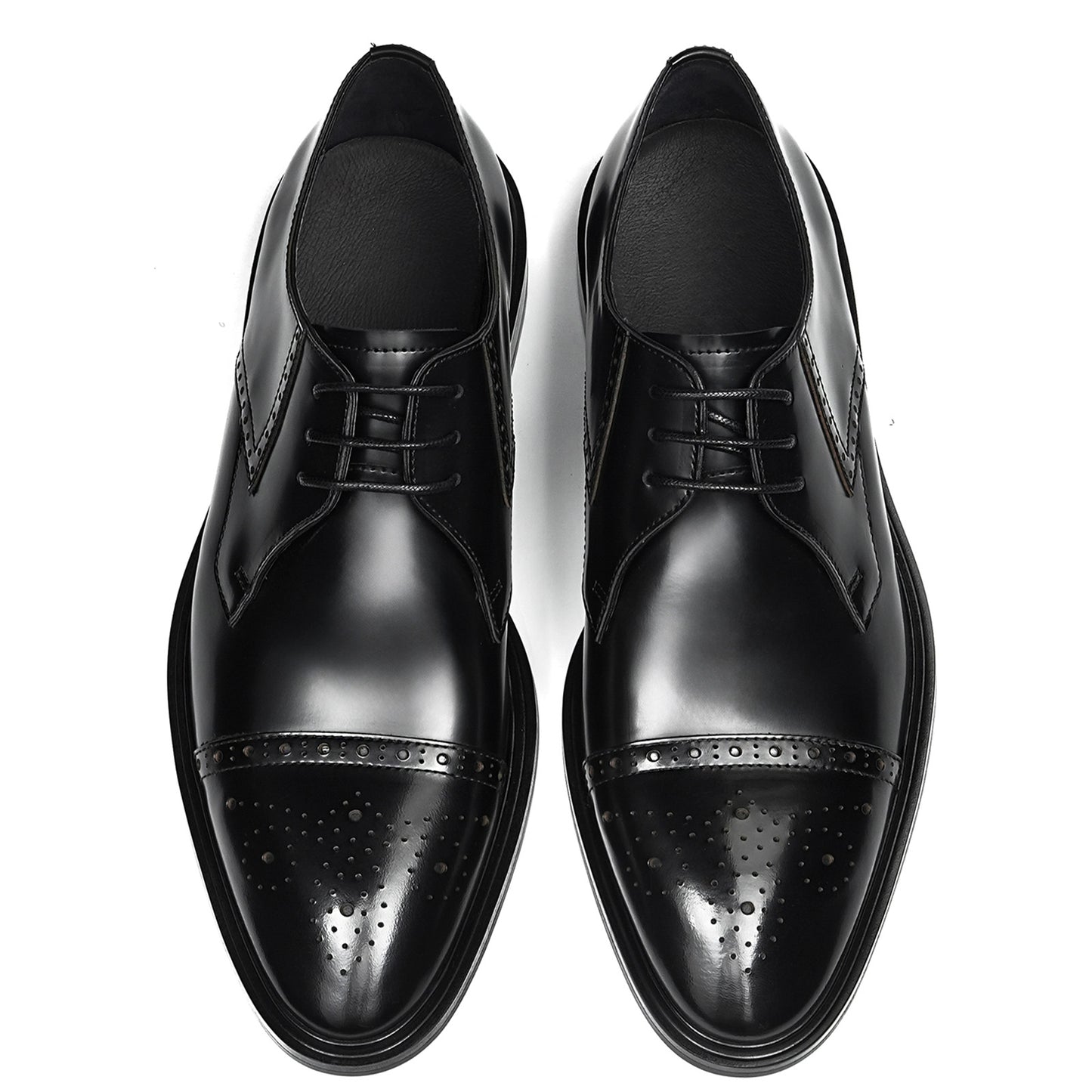 Men's Classic Brogue Derby Shoes with Ornamental Perforations