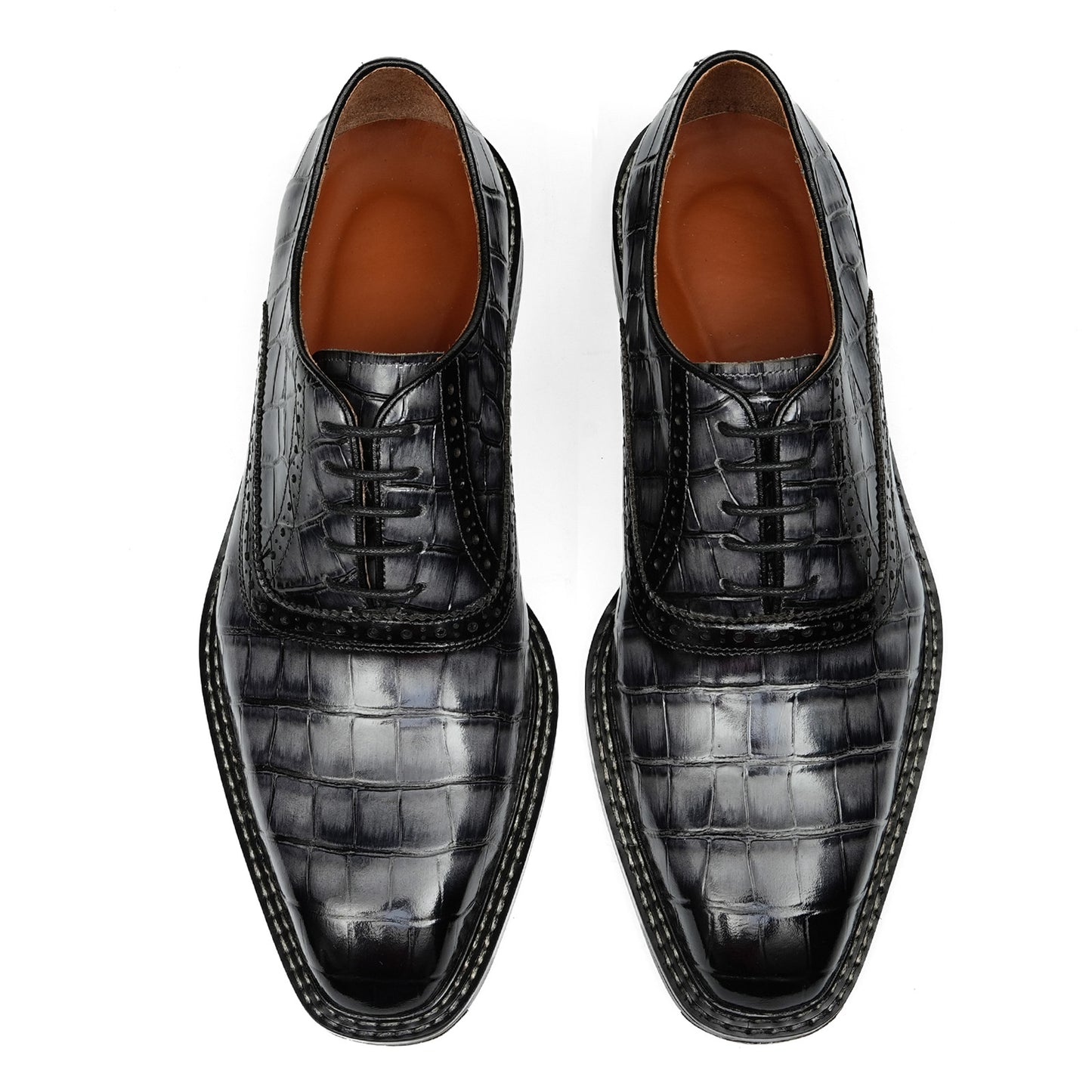 Men's Brogue Oxford Shoes with Intricate Texture & Detailing