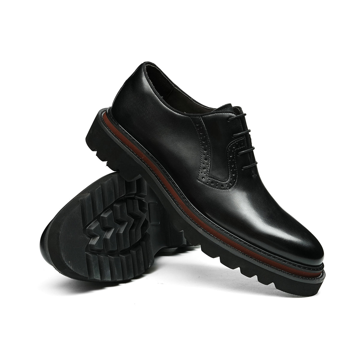 Men's Oxford Shoes with Decorative Perforations & Bold Multi-Layer Sole