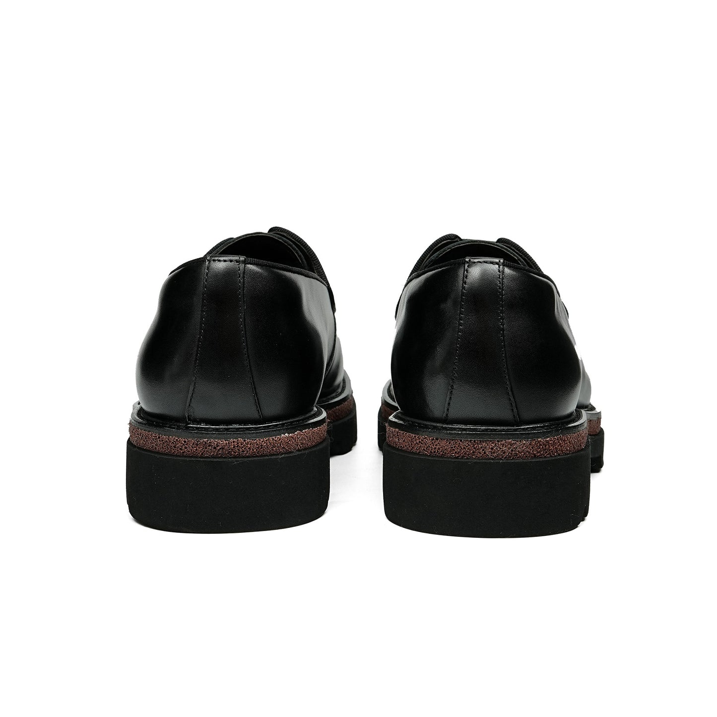 Men's Classic Loafers with Textured Pattern & Bold Sole Accent