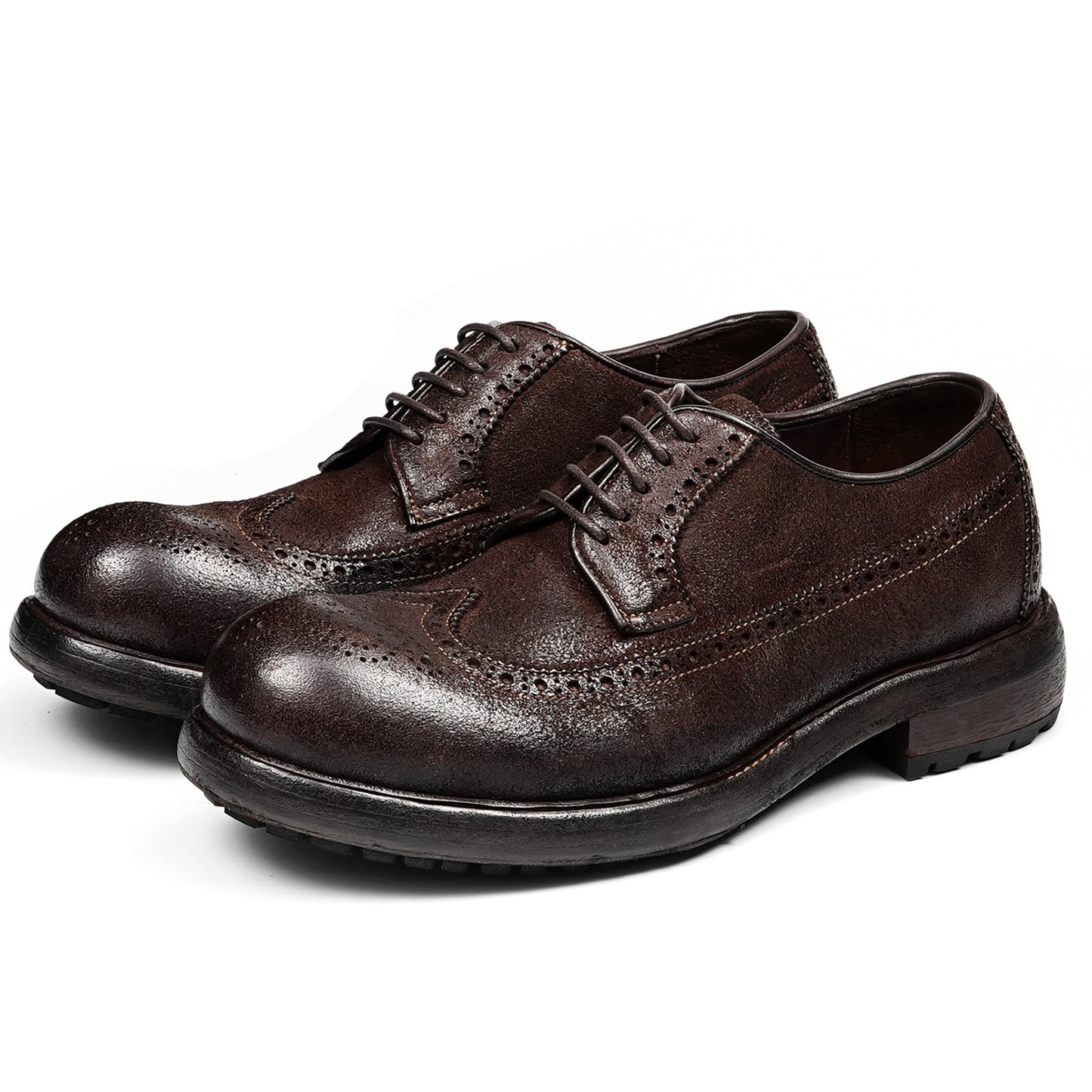 Men's Handcrafted Horsehide Brogue Shoes with Intricate Perforated Patterns