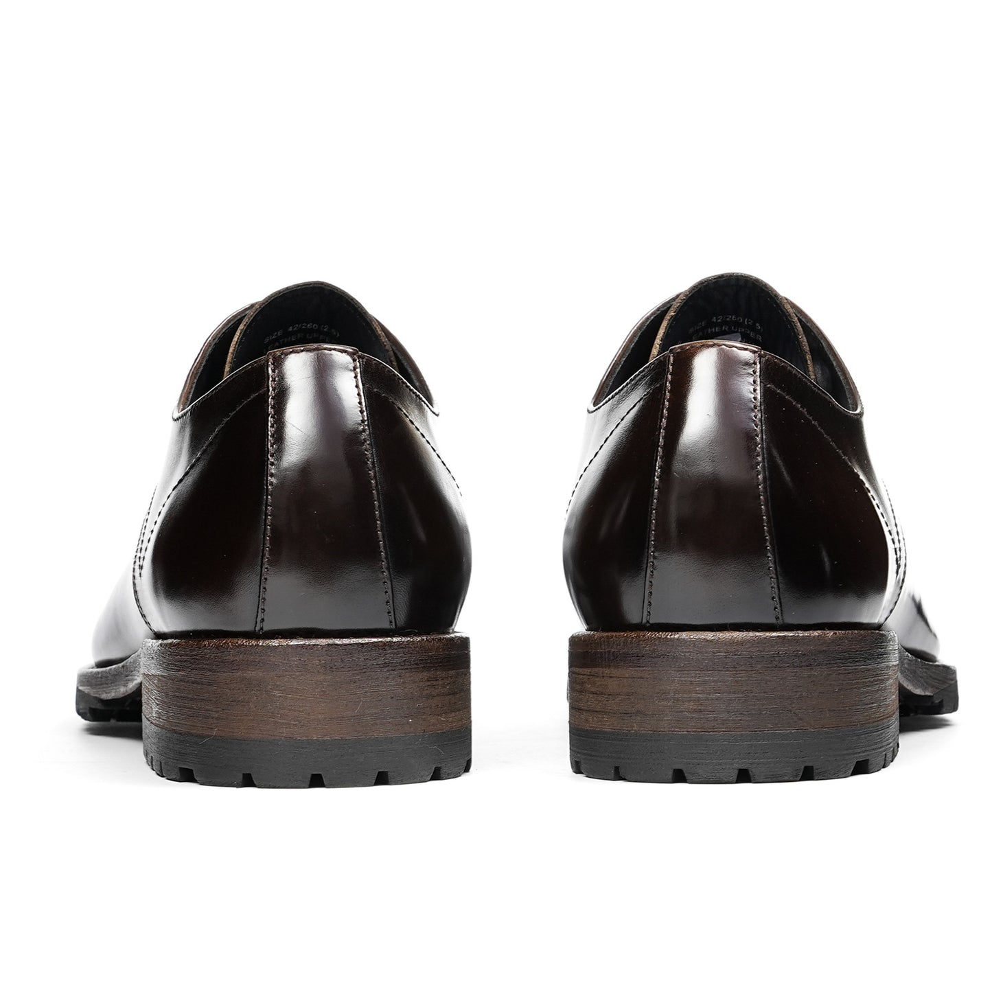 Men's Derby Shoes with Vintage Aesthetic & Durable Profile