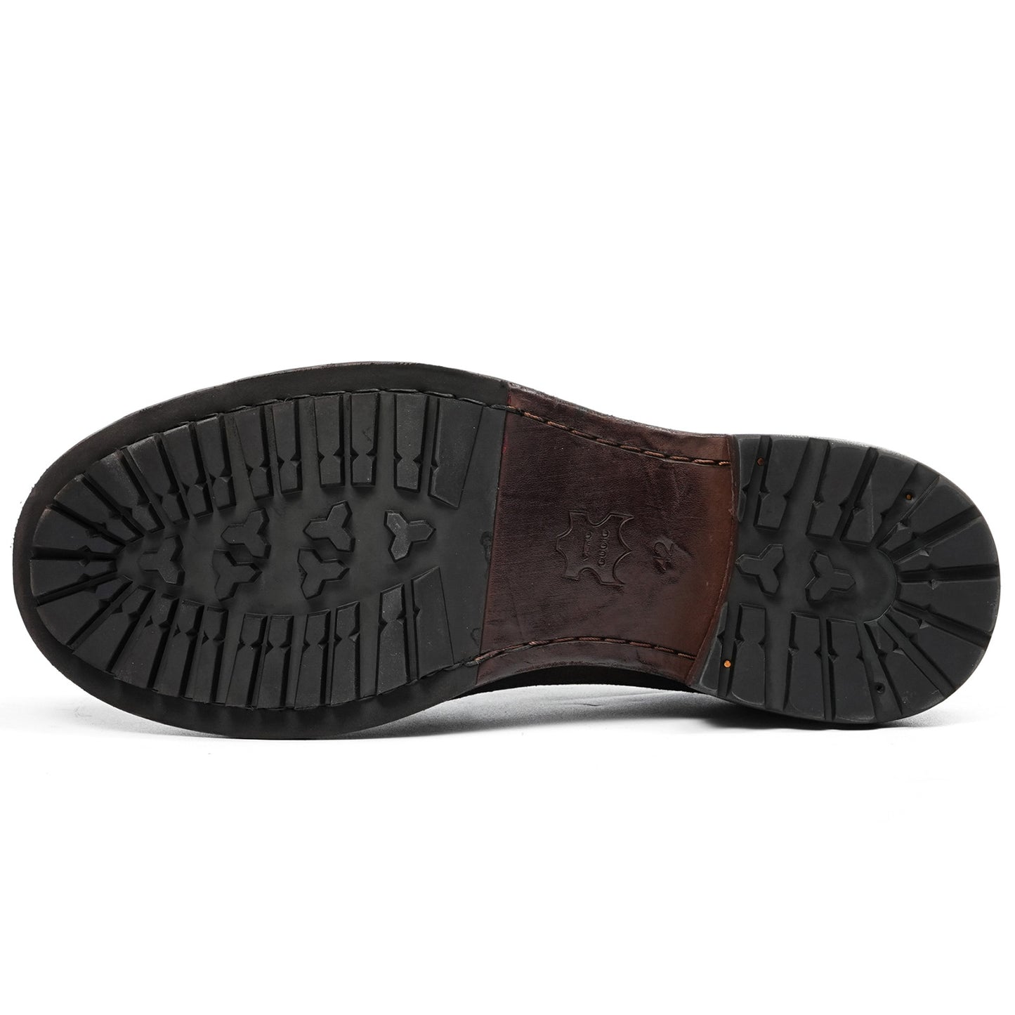 Men's Handcrafted Horsehide Brogue Shoes with Intricate Perforated Patterns