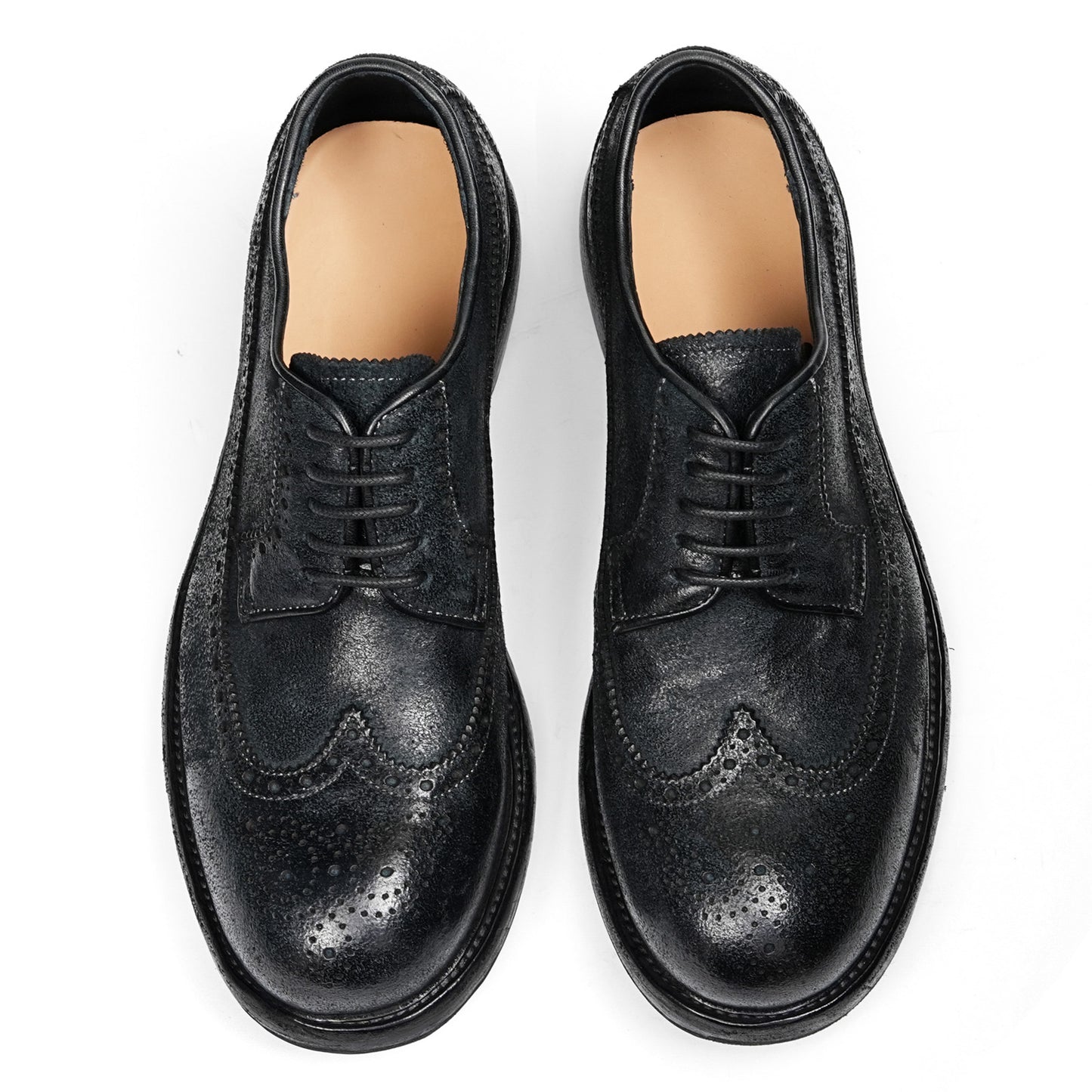 Men's Handcrafted Horsehide Brogue Shoes with Intricate Perforated Patterns