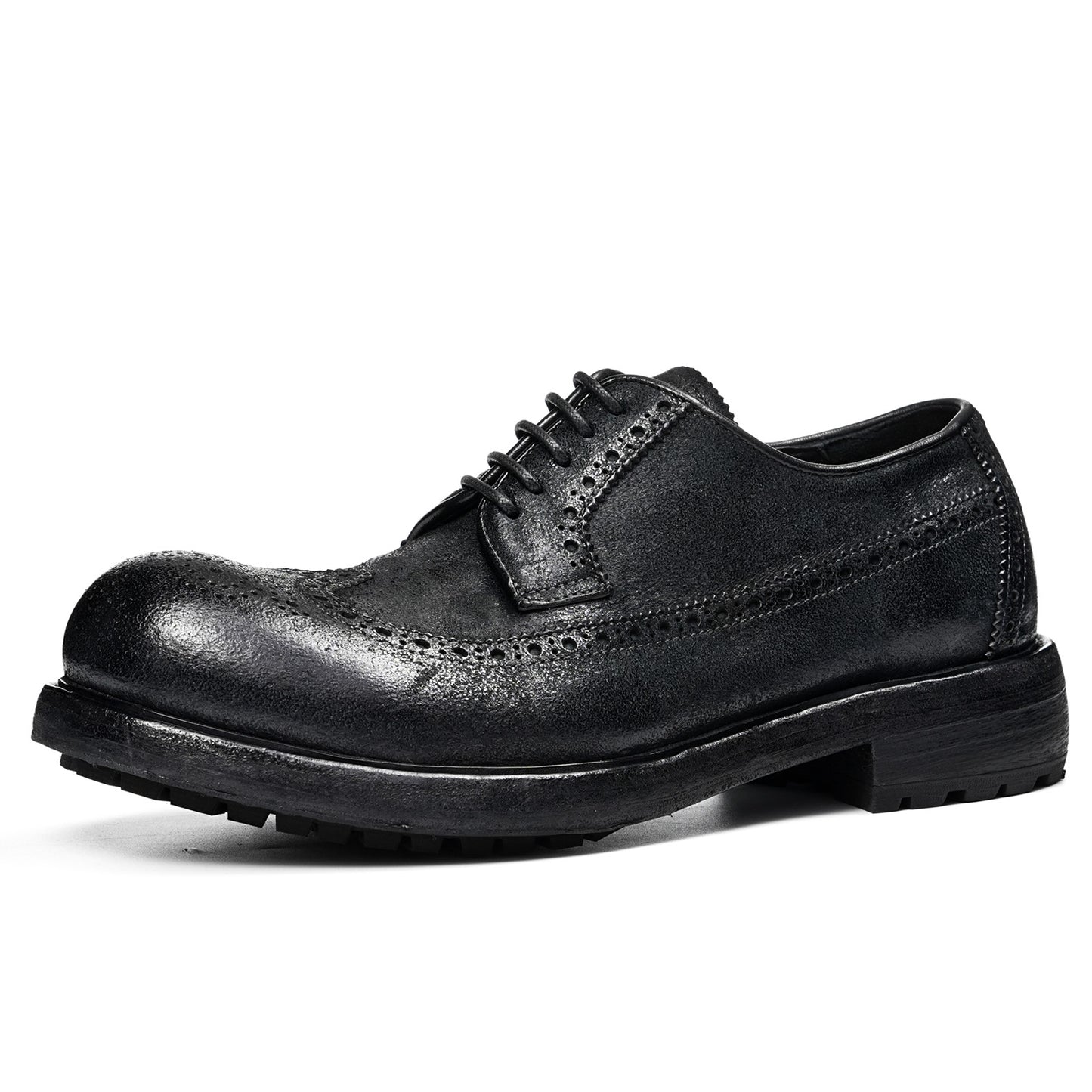 Men's Handcrafted Horsehide Brogue Shoes with Intricate Perforated Patterns