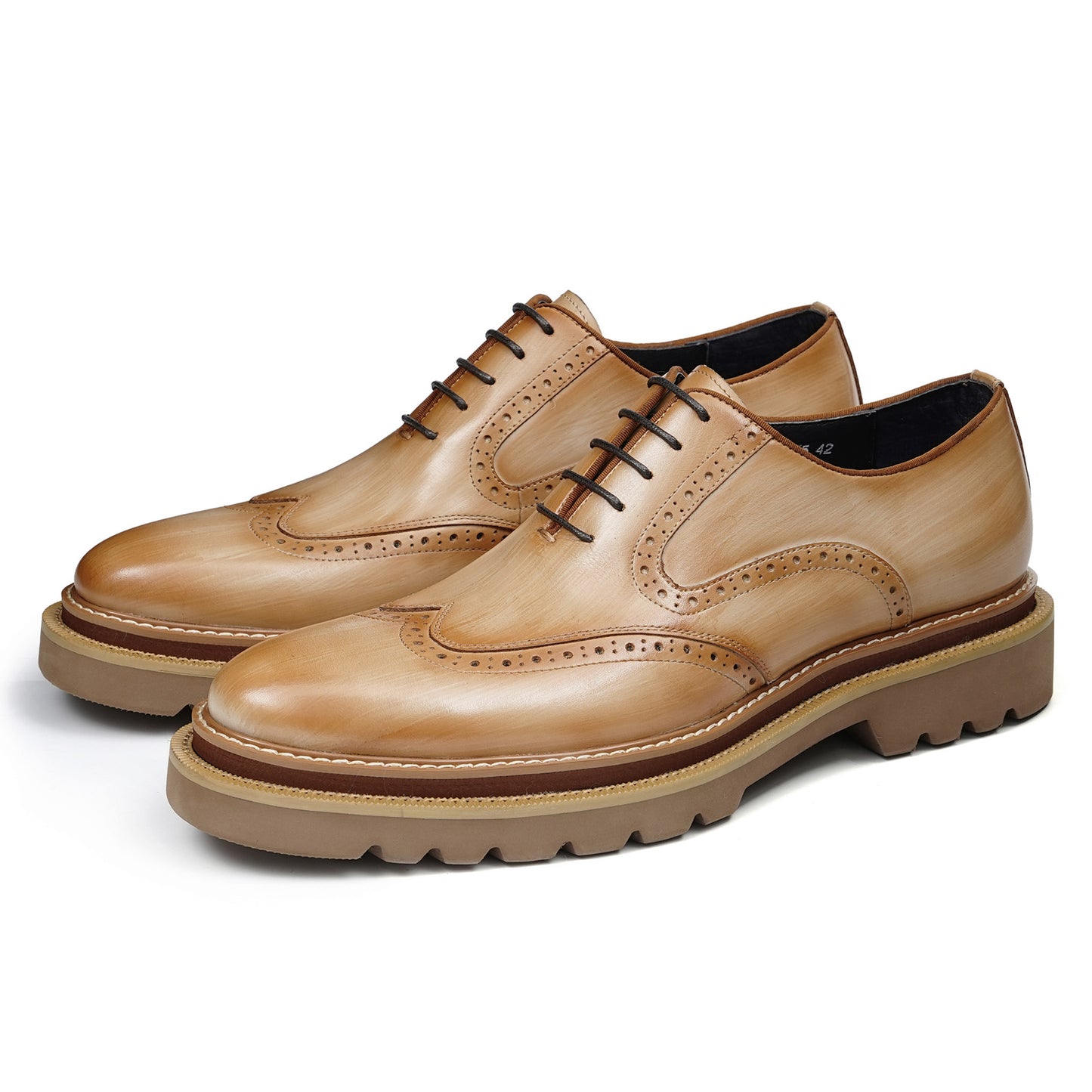 Men's Brogue Oxford Shoes with Substantial Tread Sole
