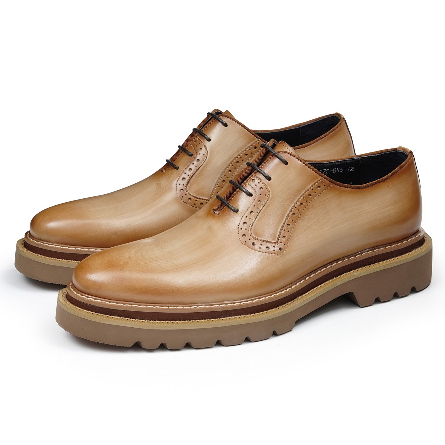 Men's Oxford Shoes with Decorative Perforations & Bold Multi-Layer Sole