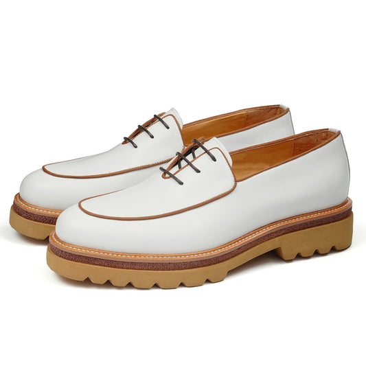 Men's Classic Loafers with Textured Pattern & Bold Sole Accent