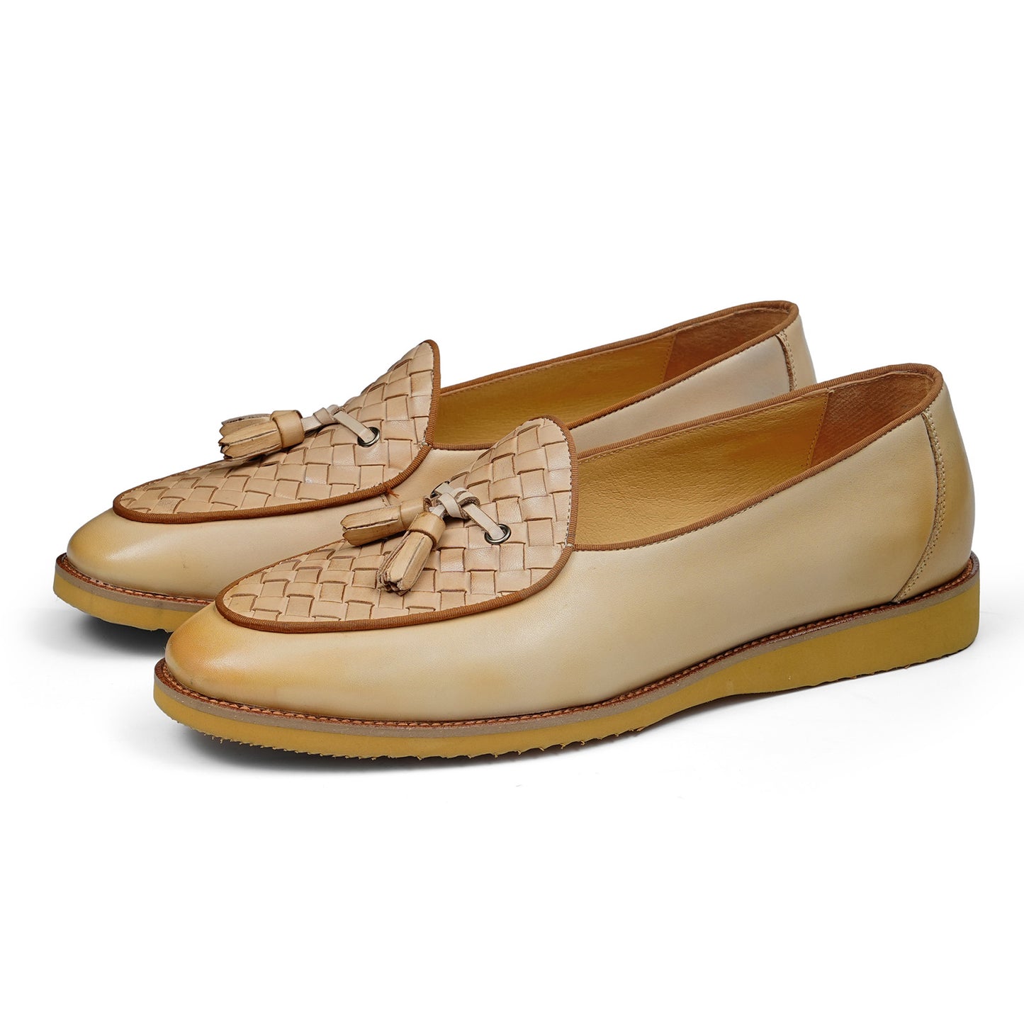 Men's Elegant Loafers with Woven Toe Detail and Tassel