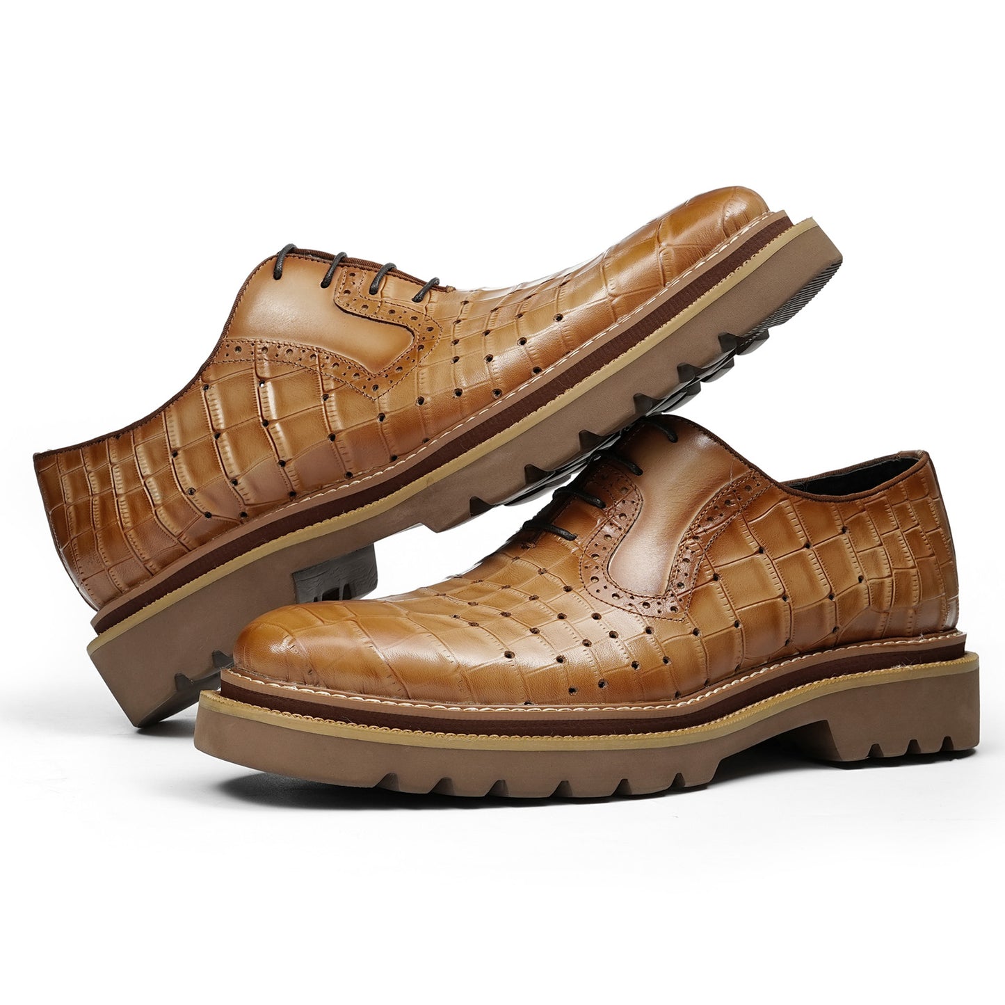 Men's Derby Shoes with Exquisite Textured Pattern