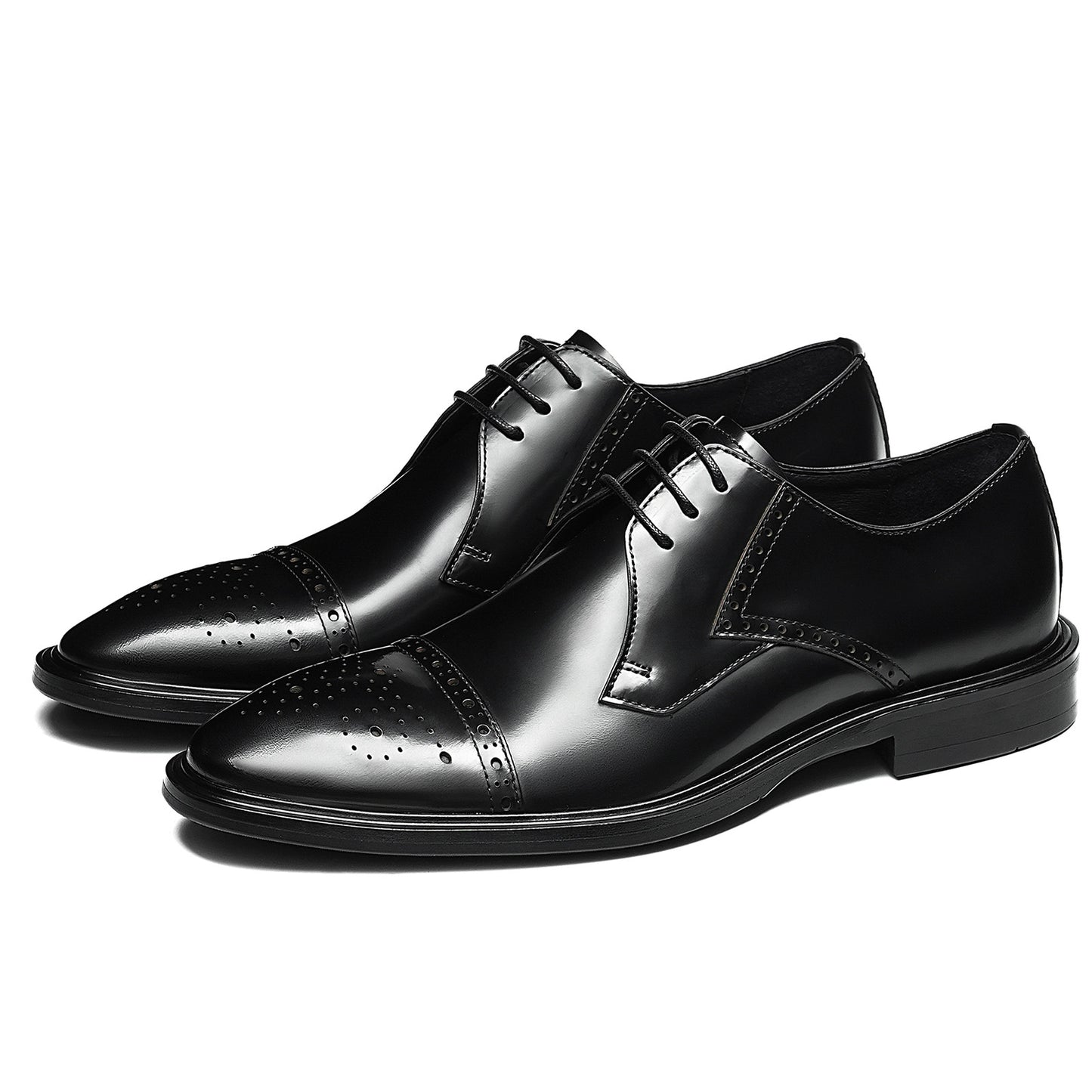 Men's Classic Brogue Derby Shoes with Ornamental Perforations