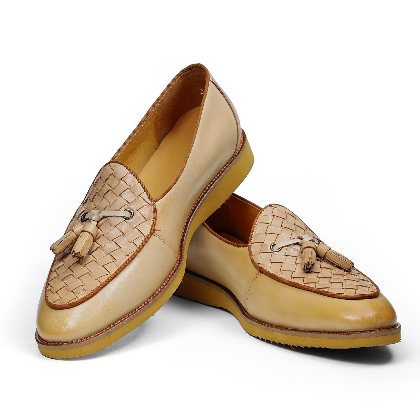 Men's Elegant Loafers with Woven Toe Detail and Tassel