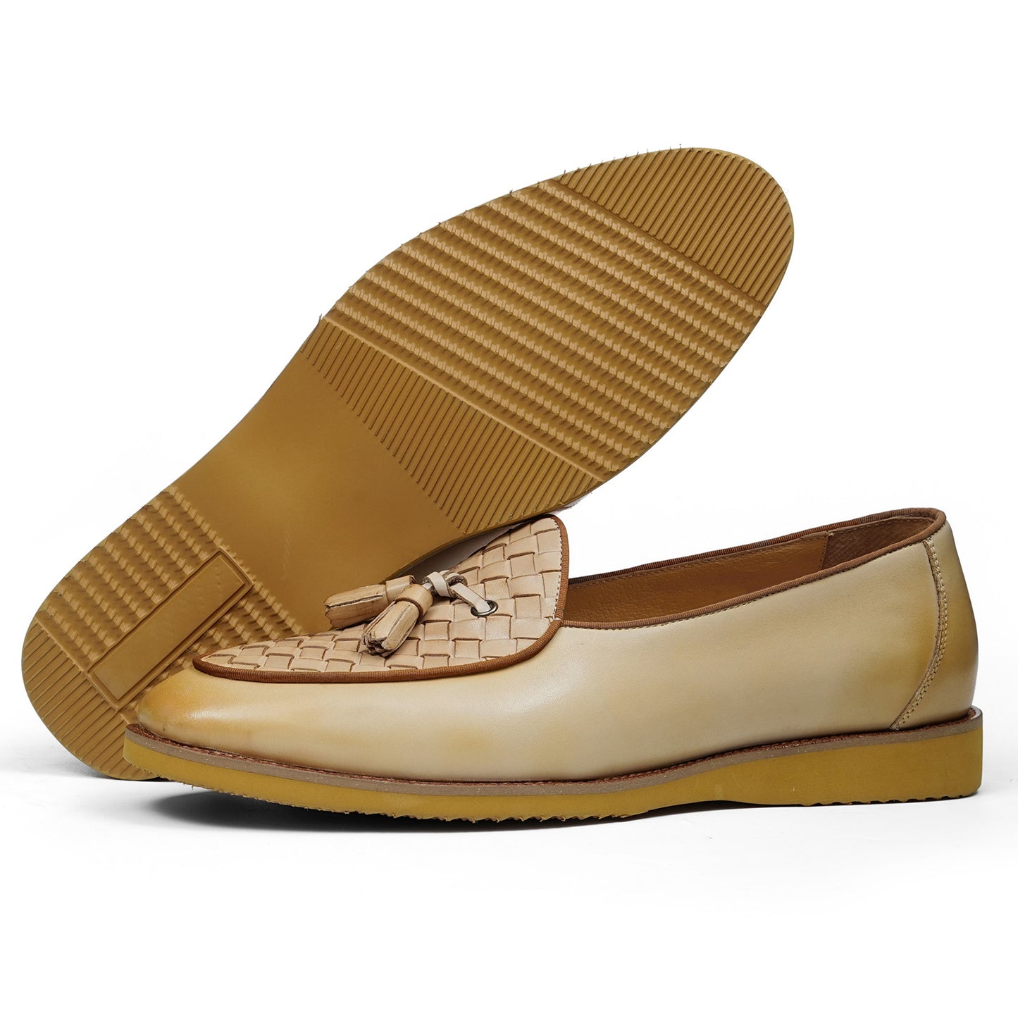 Men's Elegant Loafers with Woven Toe Detail and Tassel