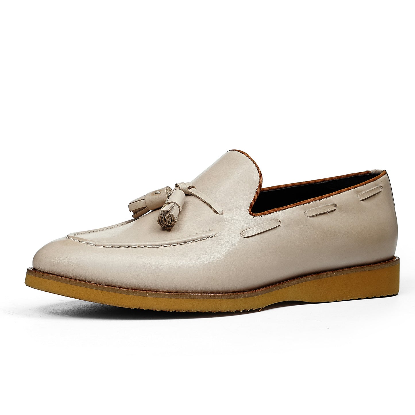 Men's Tassel Loafers: Classic Slip-Ons with Refined Stitching