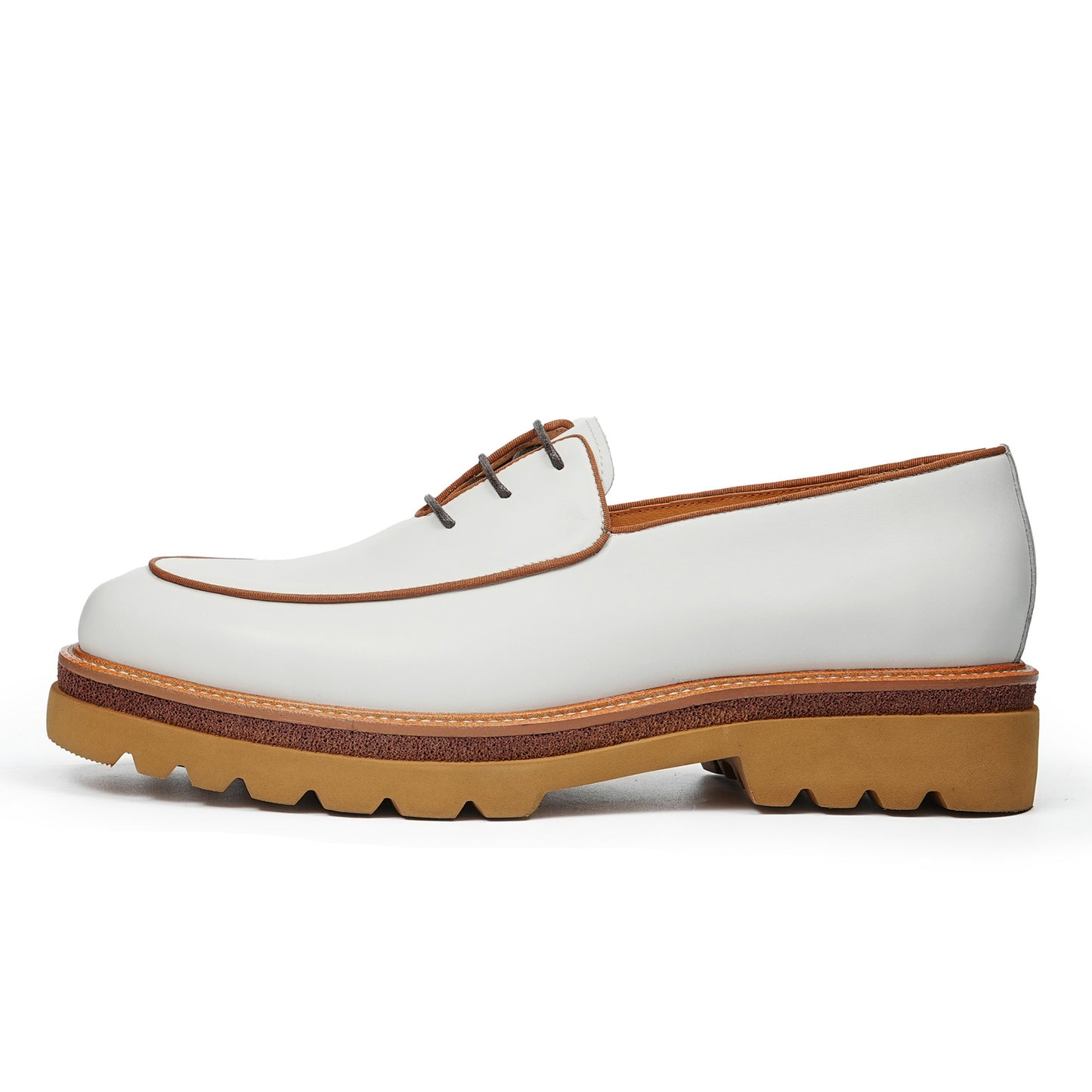 Men's Classic Loafers with Textured Pattern & Bold Sole Accent