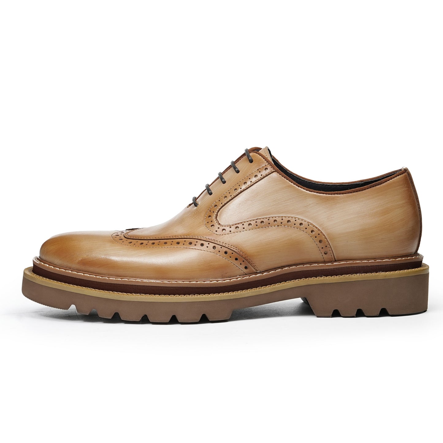 Men's Brogue Oxford Shoes with Substantial Tread Sole