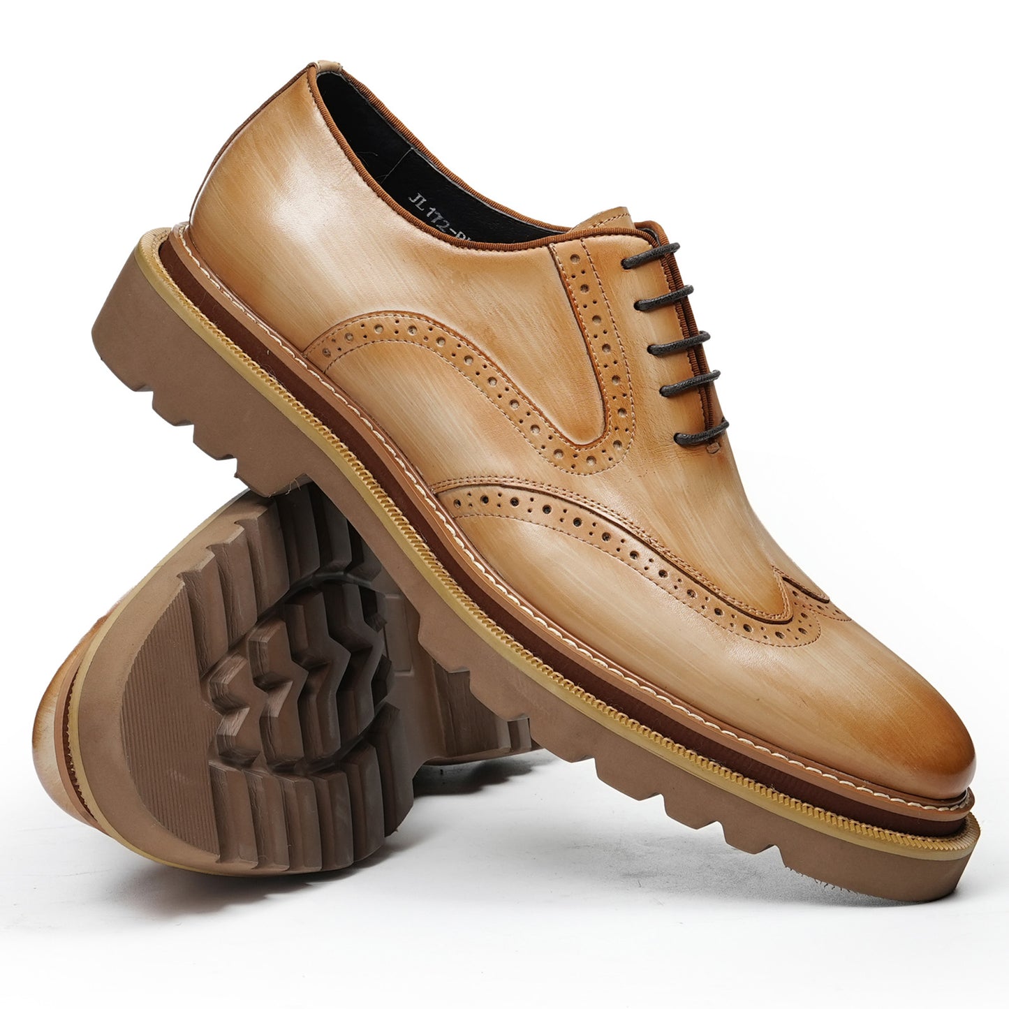 Men's Brogue Oxford Shoes with Substantial Tread Sole