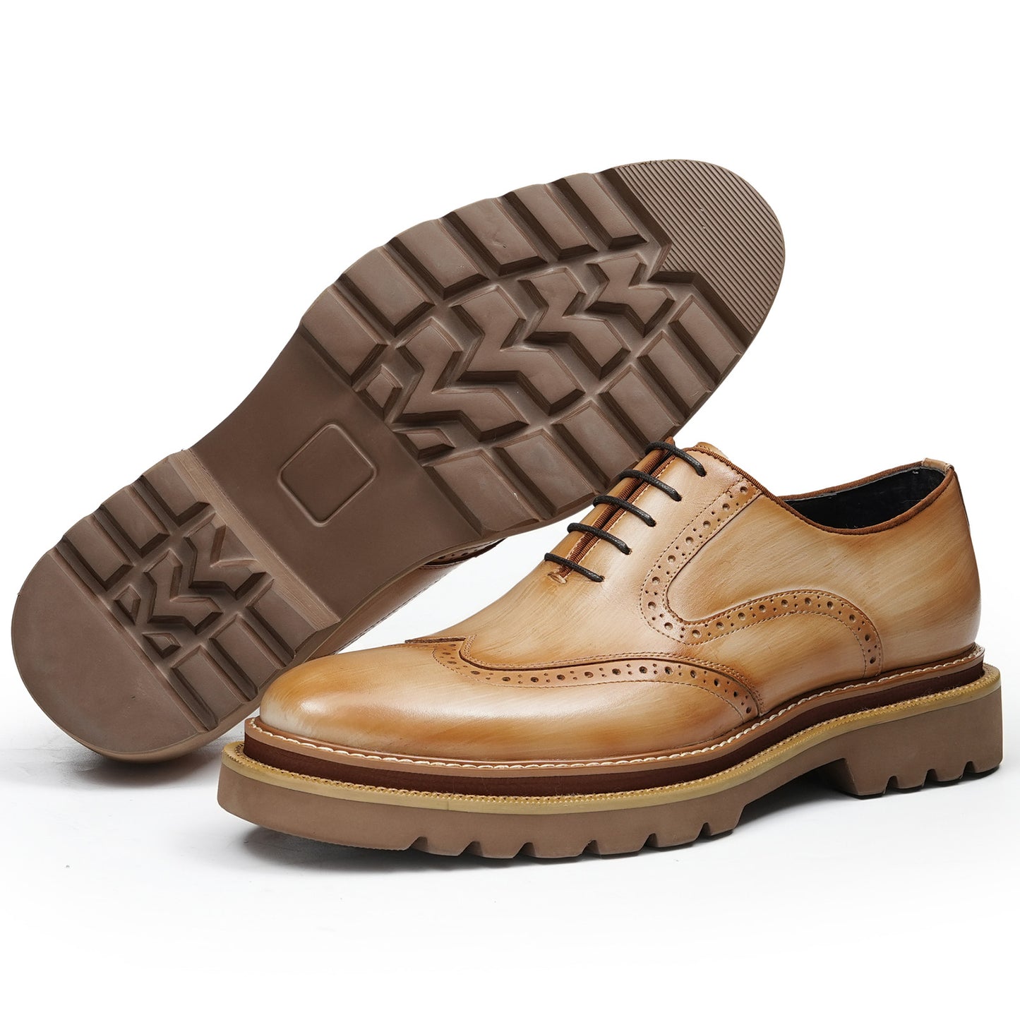 Men's Brogue Oxford Shoes with Substantial Tread Sole