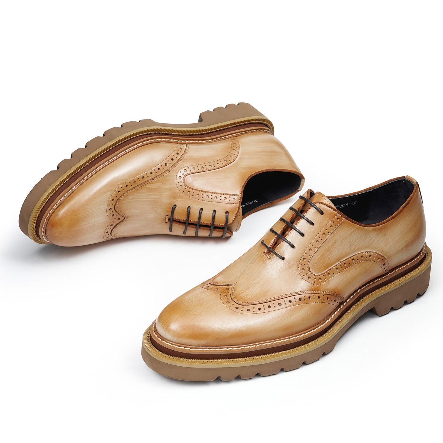 Men's Brogue Oxford Shoes with Substantial Tread Sole
