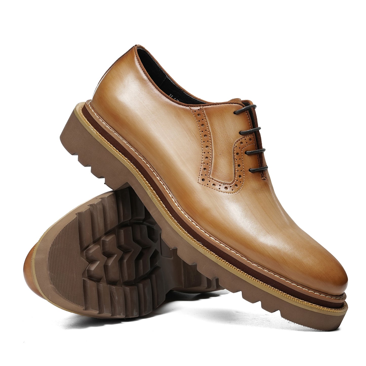 Men's Oxford Shoes with Decorative Perforations & Bold Multi-Layer Sole