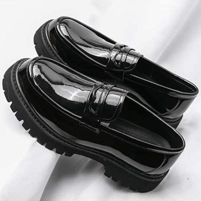 Architectural Men's Loafers: Sculptural Sole & Refined Strap Detailing