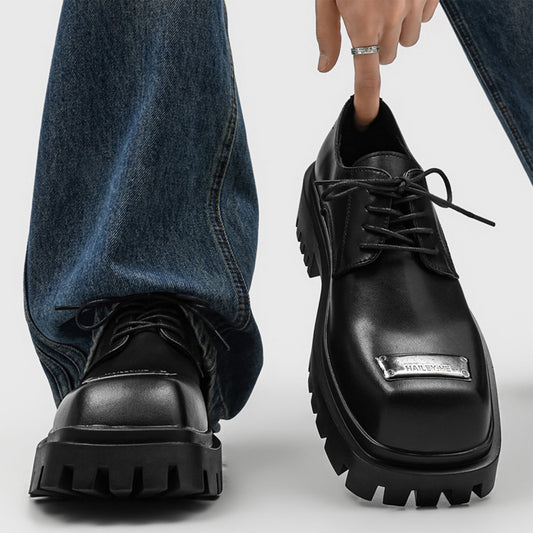 Men's Derby Shoes: Chunky Sole Lace-Up with a Signature Toe Detail