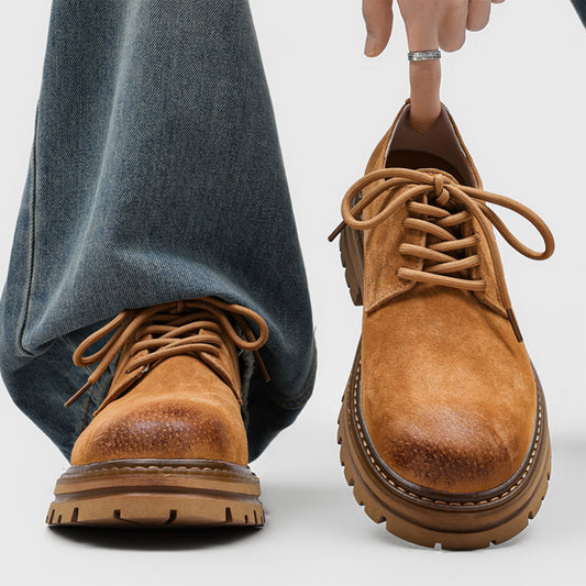 Men's Boots Low-Top: Distressed Toe & Rugged Sole