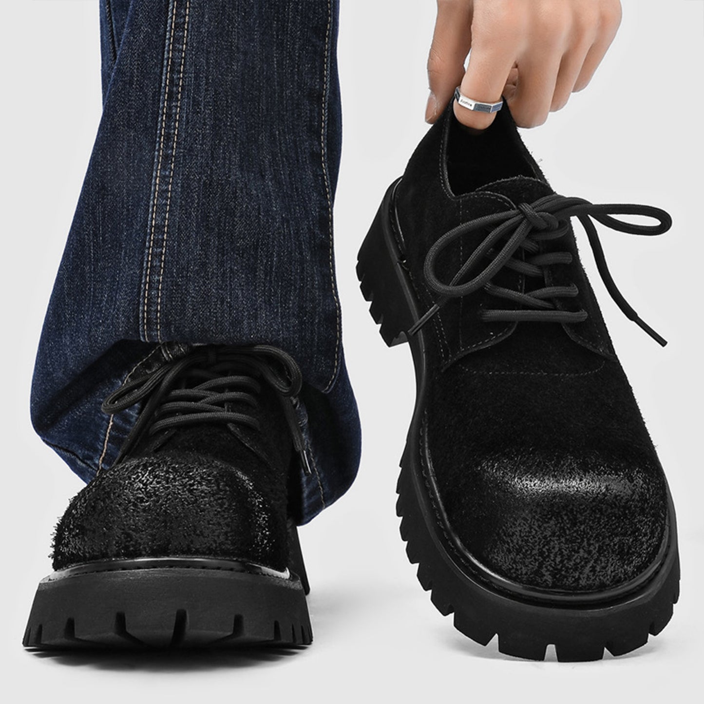 Men's Derby Shoes Retro-Textured Chunky Sole with Distressed Finish