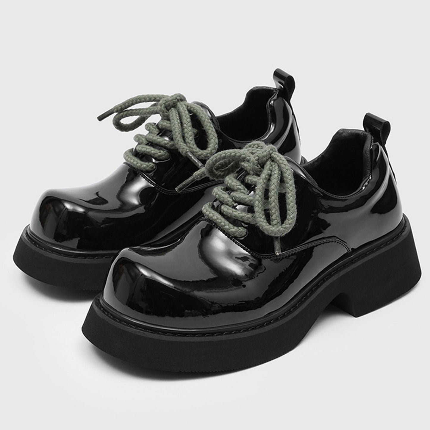 Men's Derby Shoes Chunky-Soled Lace-Up with High-Gloss Finish