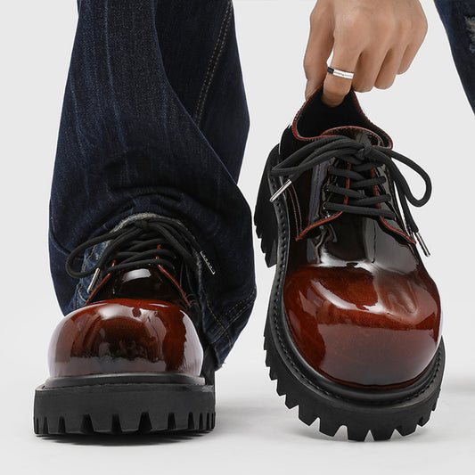 Men's Derby Shoes: Gloss Lace-Up with a Bold & Sculpted Sole
